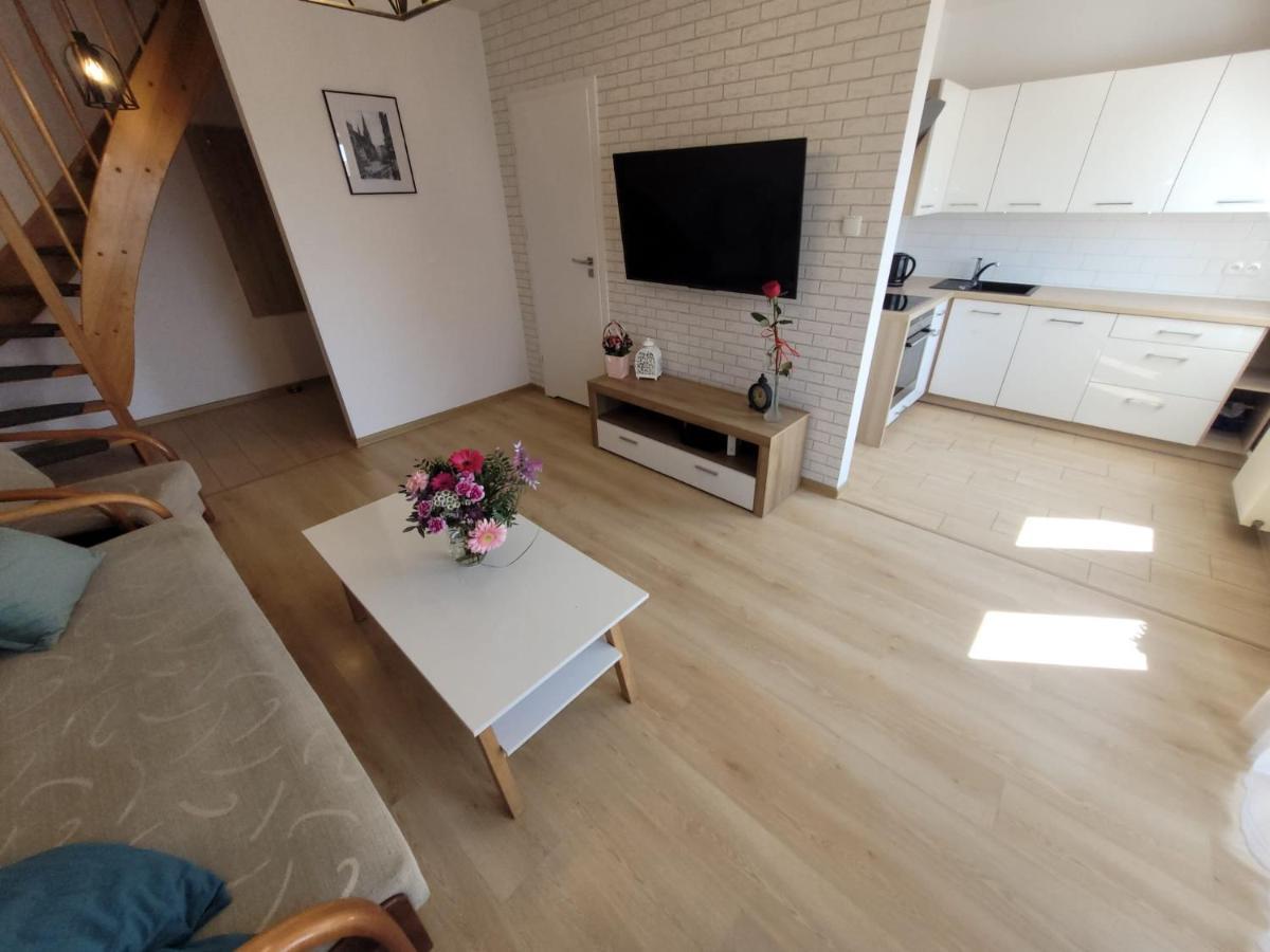 シュチェチンLoft Apartamentアパートメント エクステリア 写真